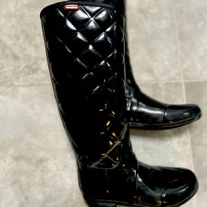 Quilted Hunter rain boots. Worn once!